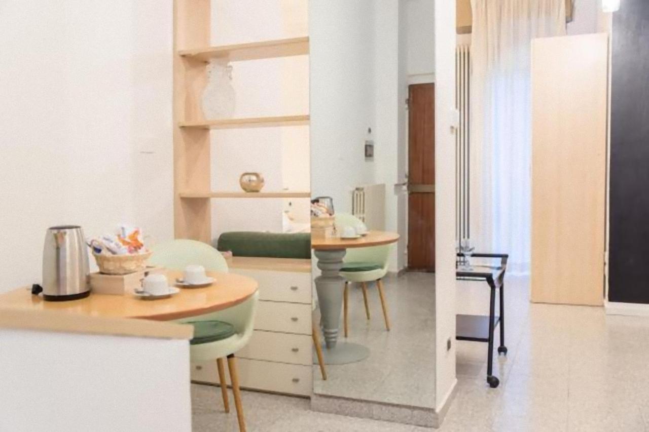 Tourist House Bologna - Fringe - Self Check-In Leilighet Eksteriør bilde