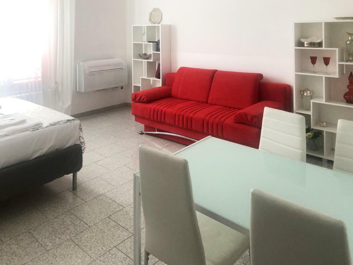 Tourist House Bologna - Fringe - Self Check-In Leilighet Eksteriør bilde