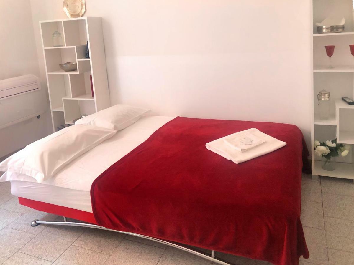 Tourist House Bologna - Fringe - Self Check-In Leilighet Eksteriør bilde